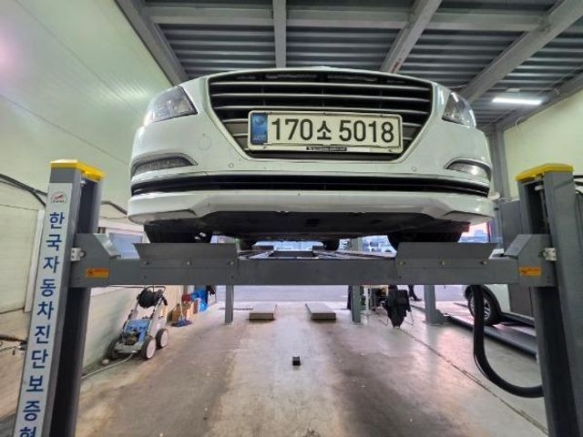 Hyundai Genesis 2015 — inspection photo 1