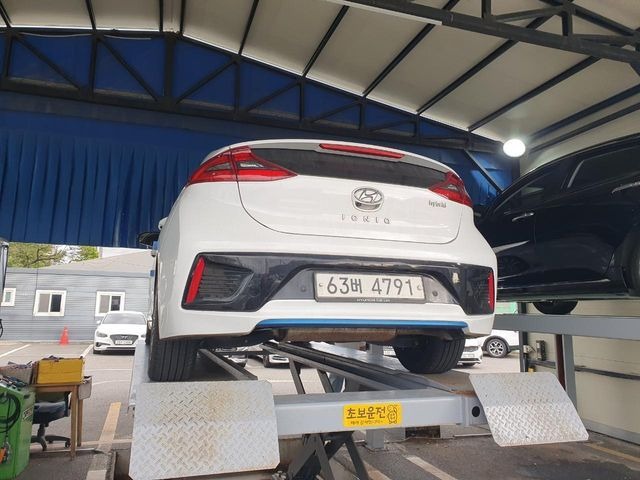 Hyundai Ioniq 2018 — inspection photo 2