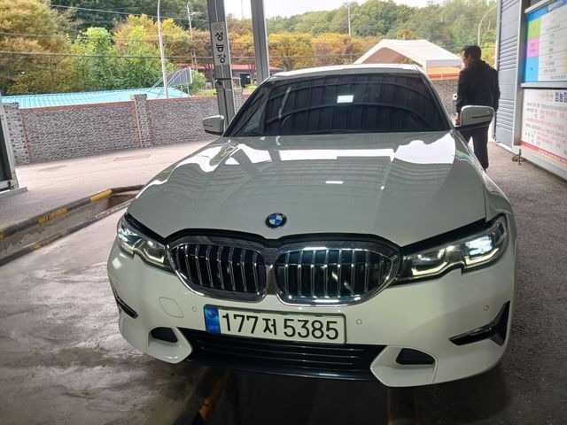 BMW 3-Series 2022 — inspection photo 1