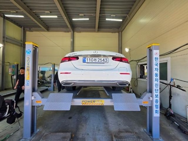 Mercedes-Benz E-Class 2021 — inspection photo 2