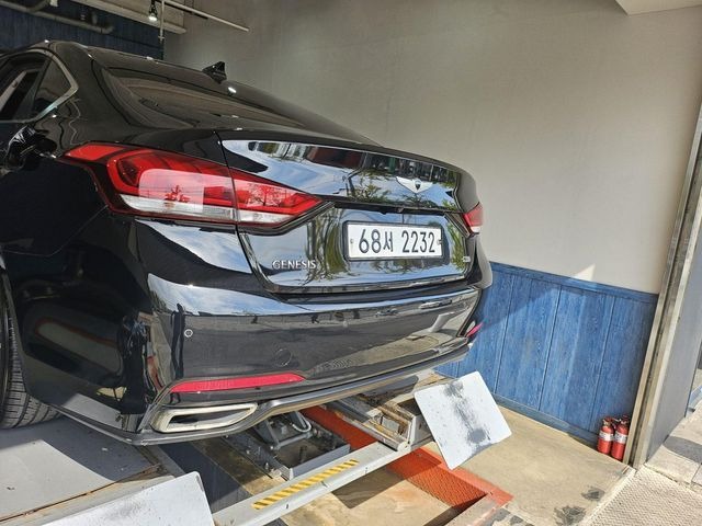 Hyundai Genesis 2015 — inspection photo 2