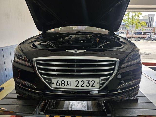 Hyundai Genesis 2015 — inspection photo 1