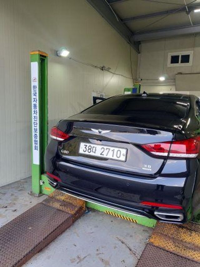 Genesis G80 2017 — inspection photo 2