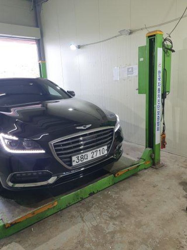 Genesis G80 2017 — inspection photo 1