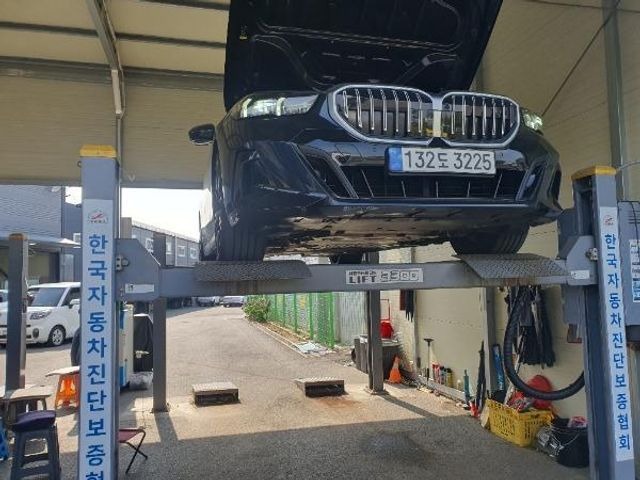 BMW 5-Series 2024 — inspection photo 1