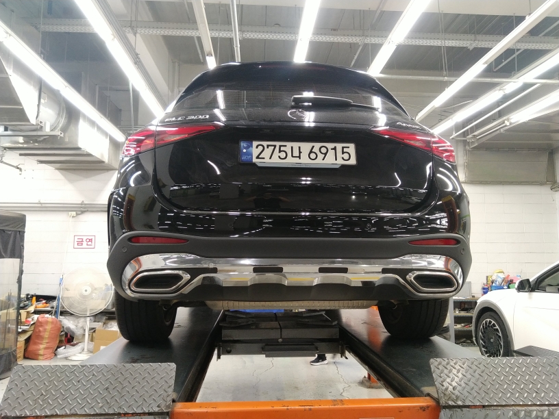 Mercedes-Benz GLC-Class 2024 — inspection photo 2