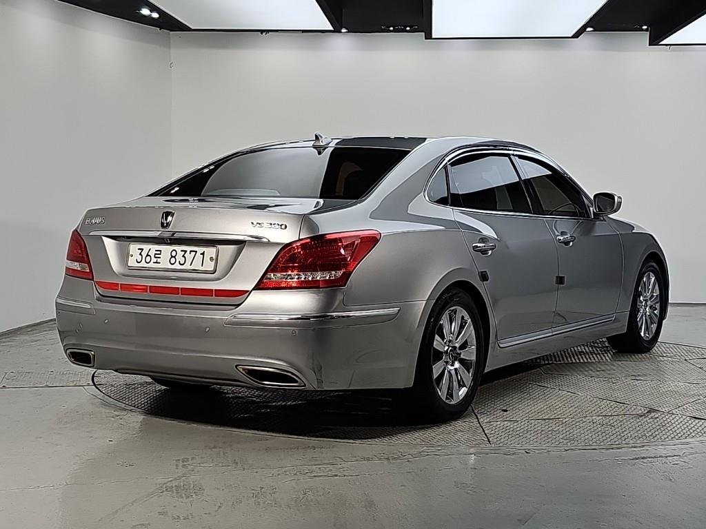 Hyundai Equus 2010 — inspection photo 2