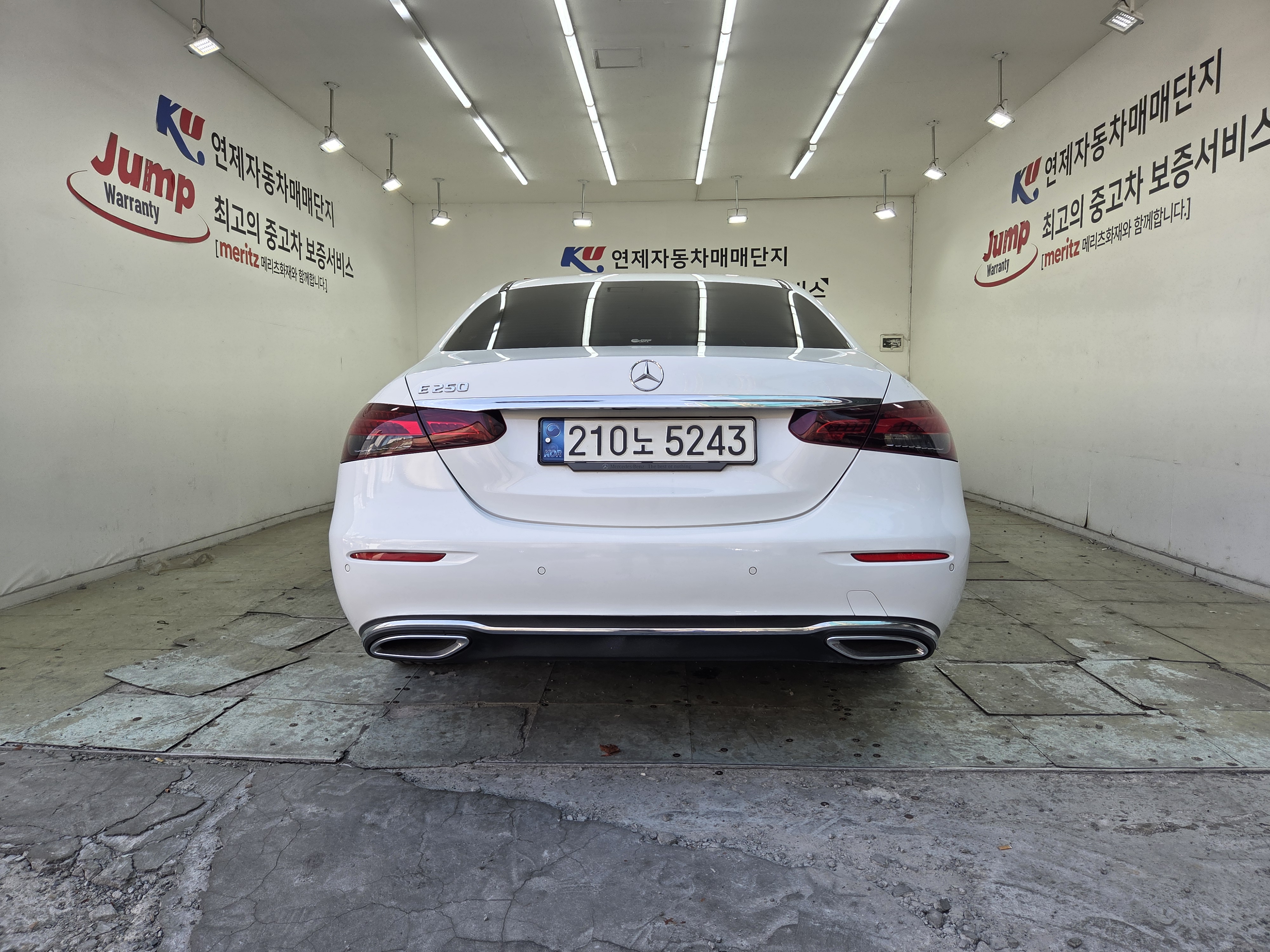 Mercedes-Benz E-Class 2022 — inspection photo 2