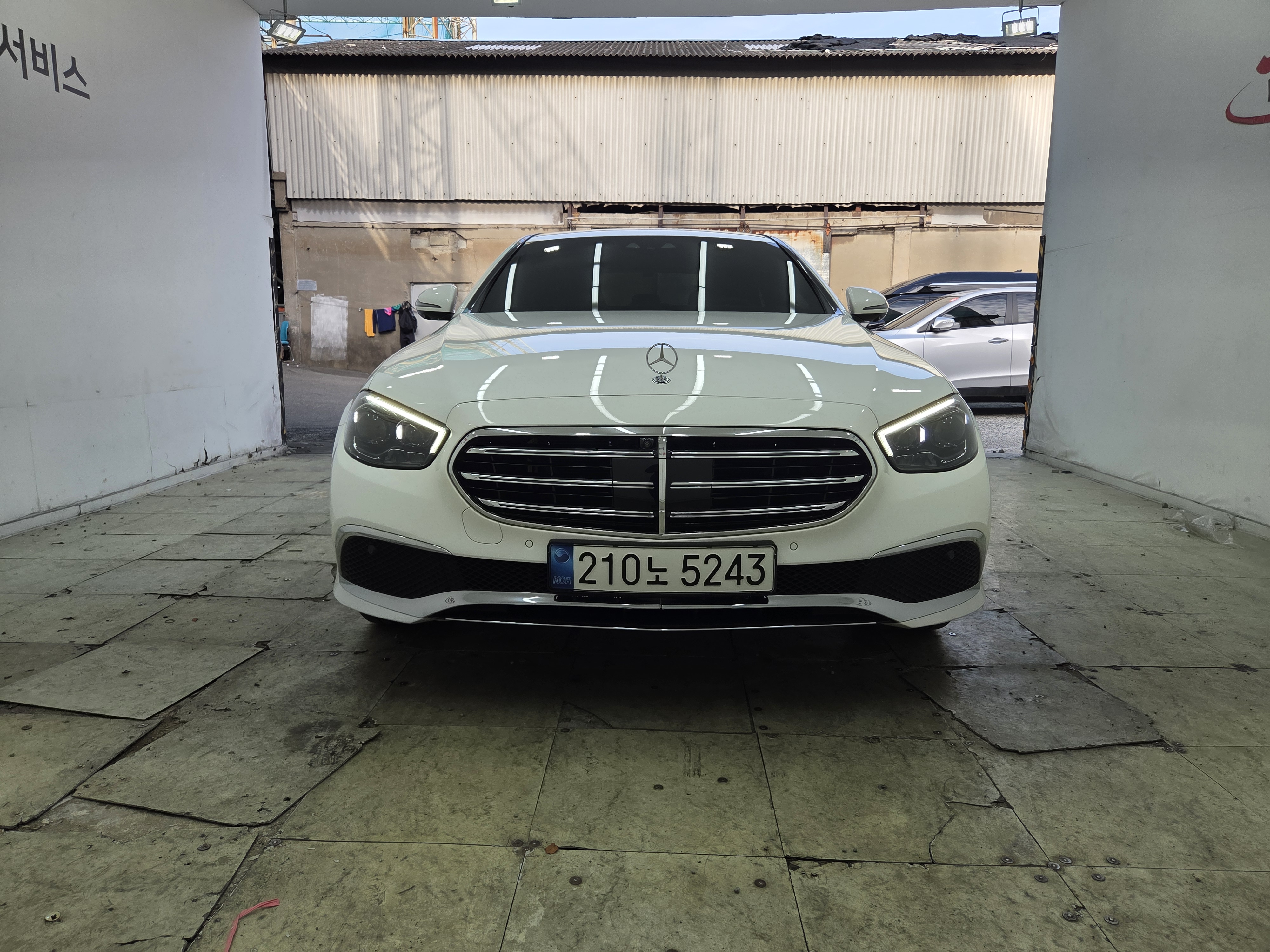 Mercedes-Benz E-Class 2022 — inspection photo 1