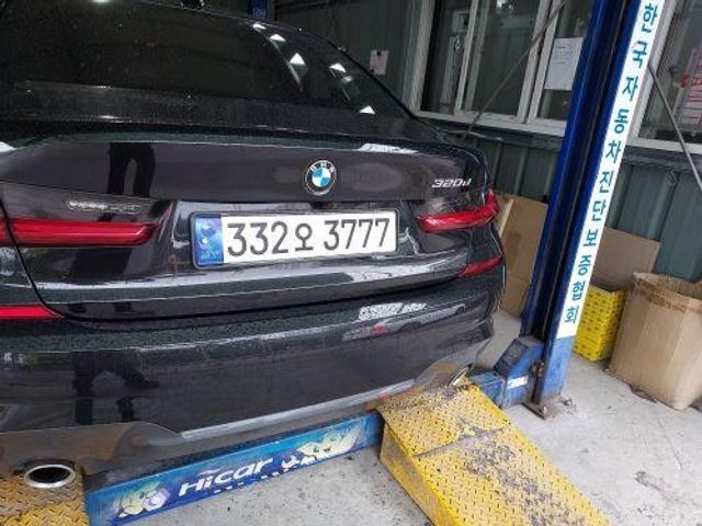 BMW 3-Series 2021 — inspection photo 2