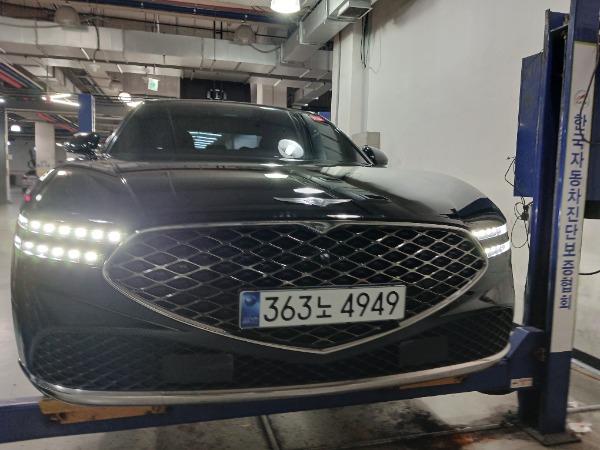 Genesis G90 2023 — inspection photo 1