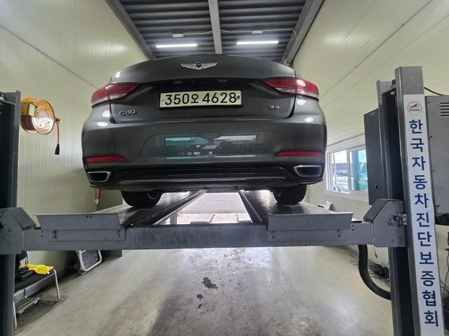 Genesis G80 2017 — inspection photo 2