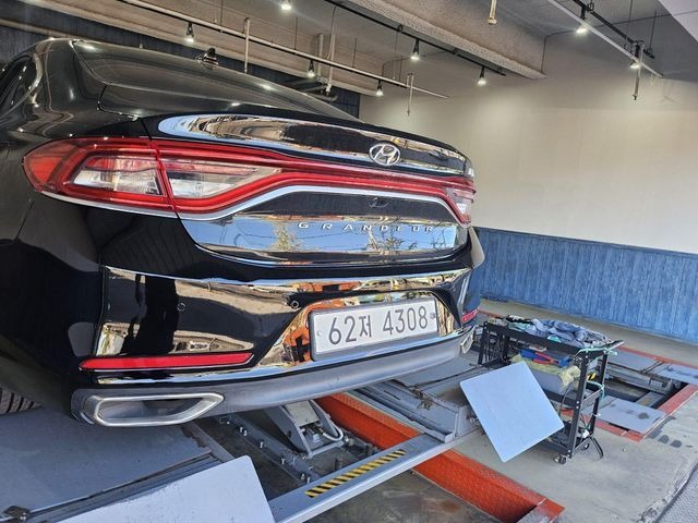 Hyundai Grandeur 2018 — inspection photo 2