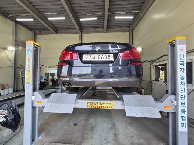 BMW 5-Series 2016 — inspection photo 2