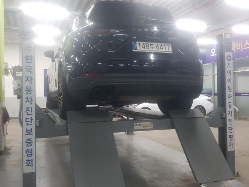 Porsche Cayenne 2023 — inspection photo 2