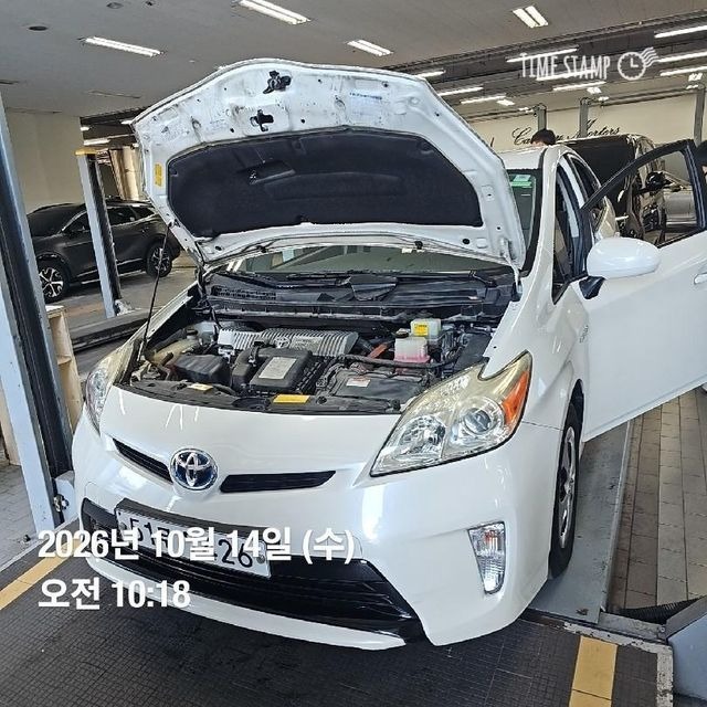 Toyota Prius 2013 — inspection photo 1