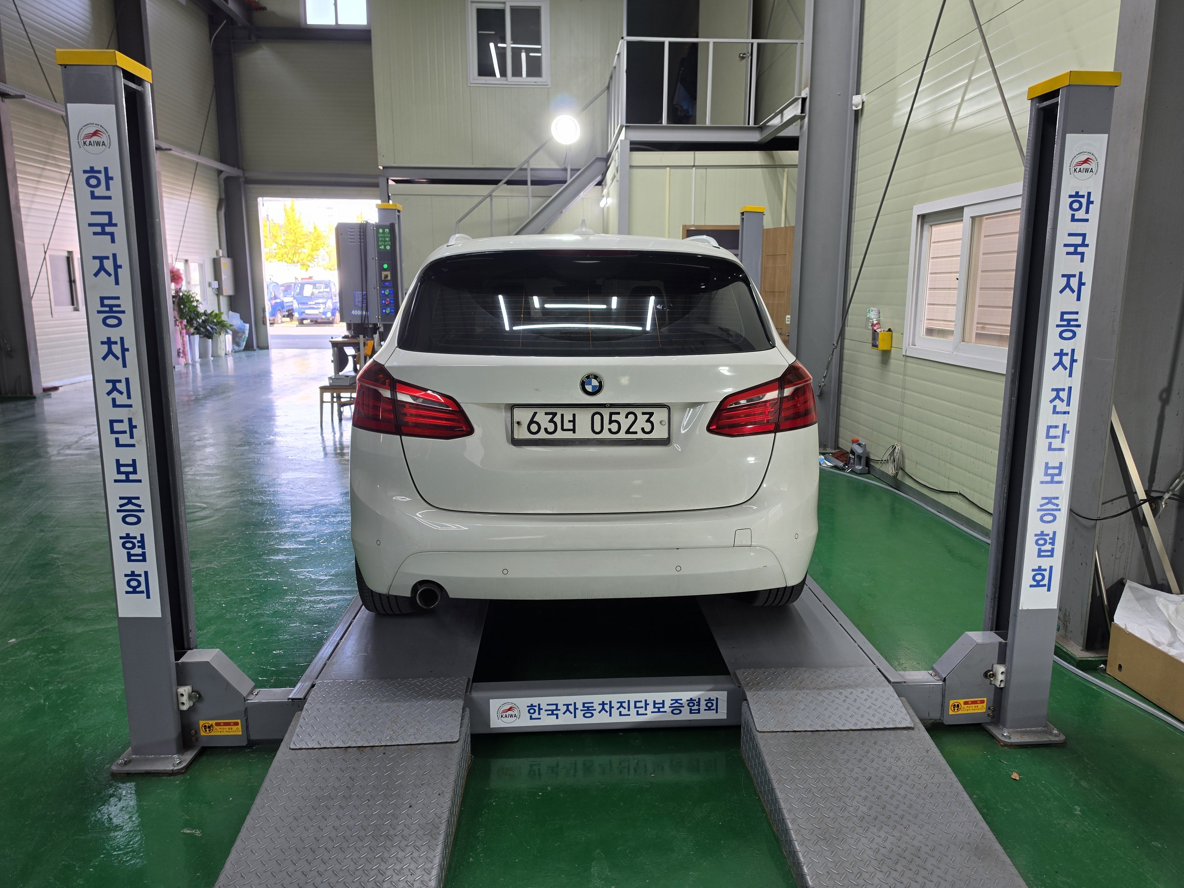 BMW 2-Series 2016 — inspection photo 2