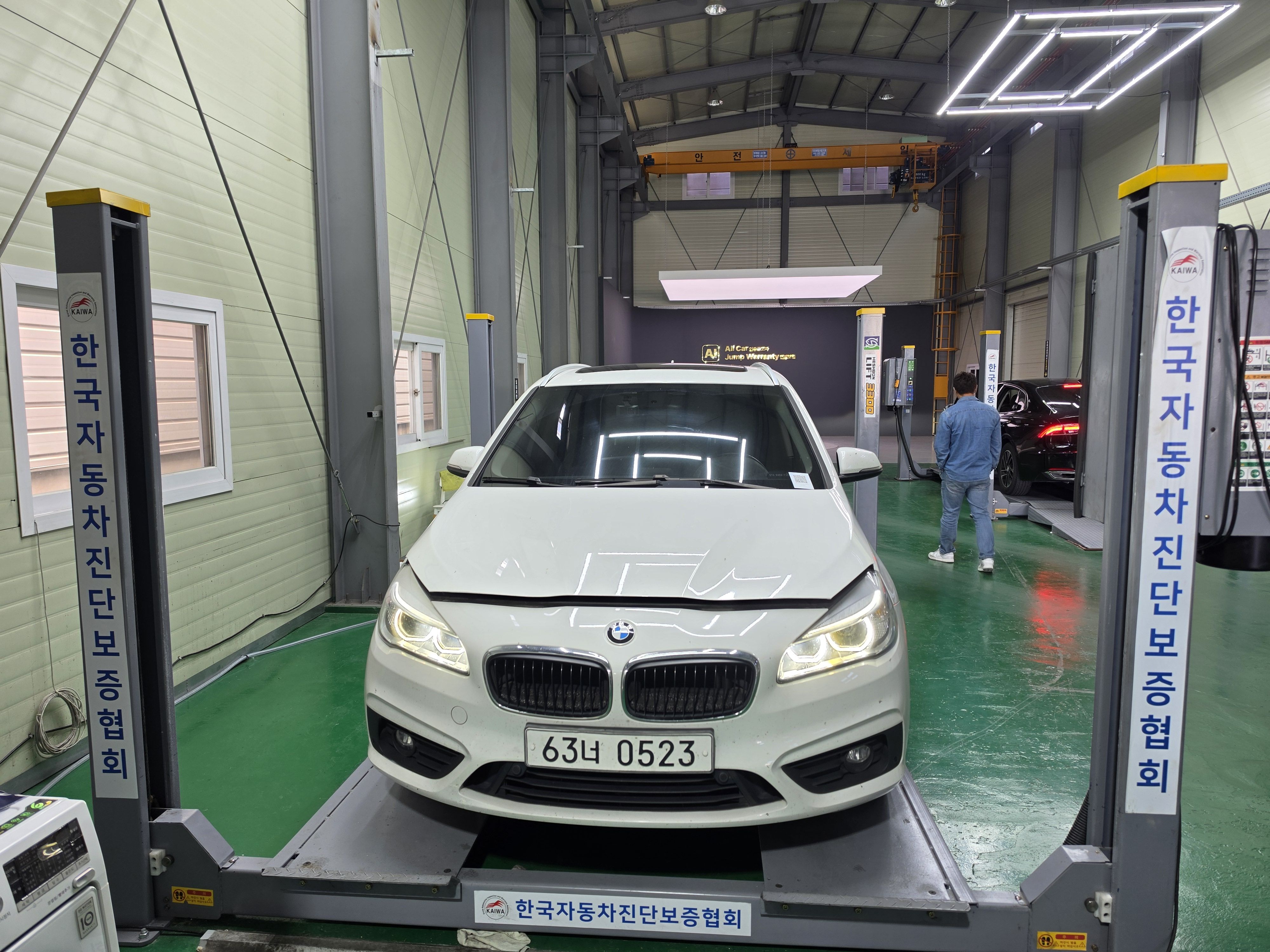 BMW 2-Series 2016 — inspection photo 1