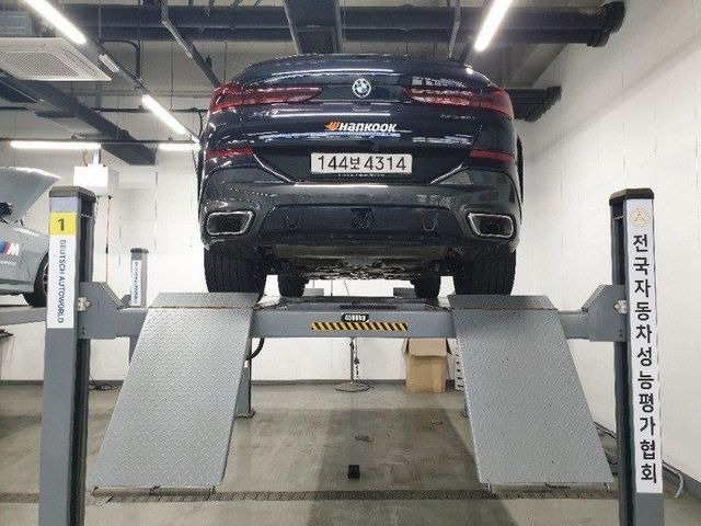 BMW X6 2025 — inspection photo 2