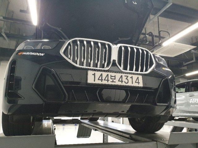BMW X6 2025 — inspection photo 1