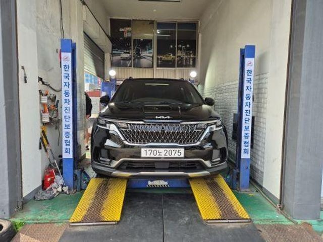 Kia Canival 2023 — inspection photo 1