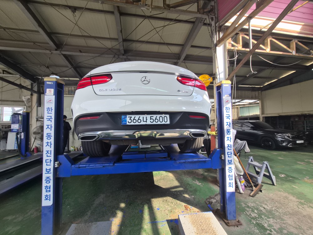 Mercedes-Benz GLE-Class 2018 — inspection photo 2