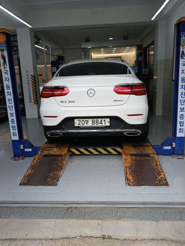 Mercedes-Benz GLC-Class 2019 — inspection photo 2