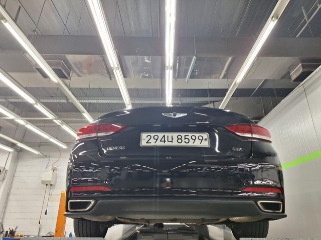 Hyundai Genesis 2016 — inspection photo 2
