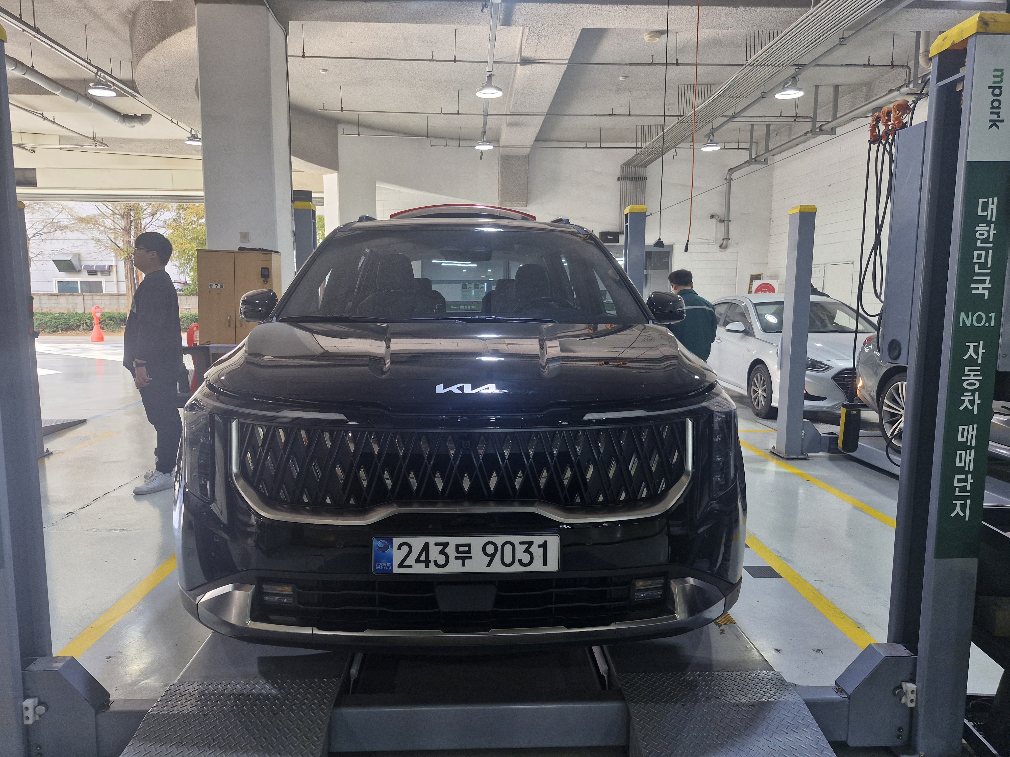 Kia Canival 2026 — inspection photo 1