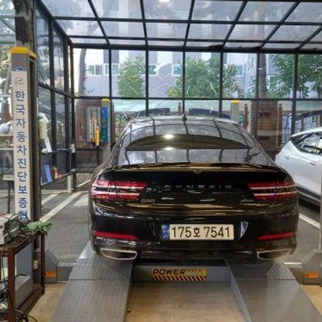Genesis G80 2023 — inspection photo 2