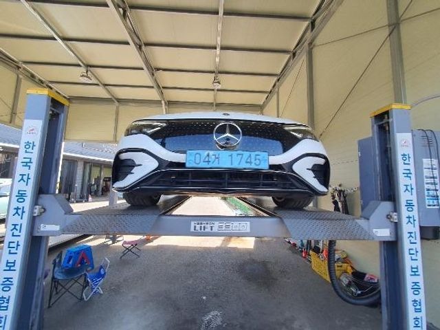 Mercedes-Benz EQE 2023 — inspection photo 1