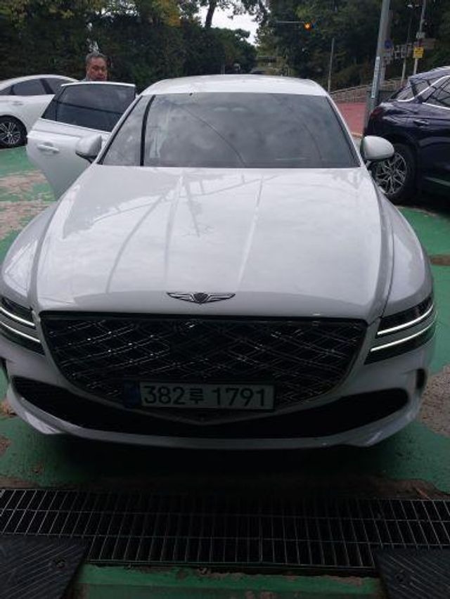 Genesis G80 2025 — inspection photo 1