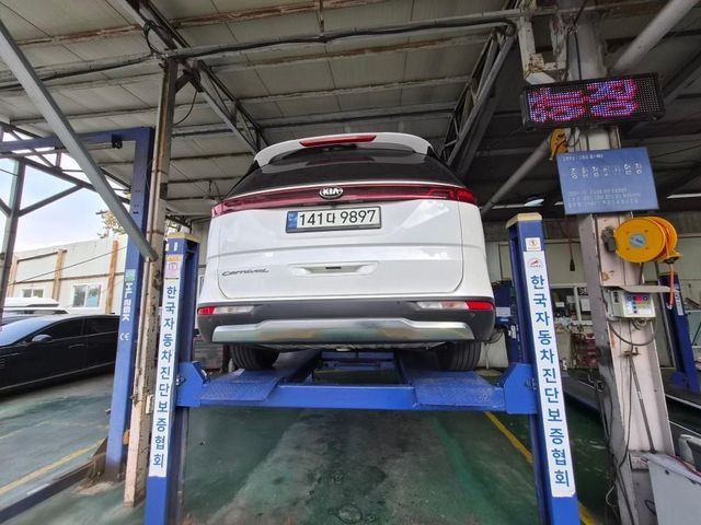 Kia Canival 2021 — inspection photo 2