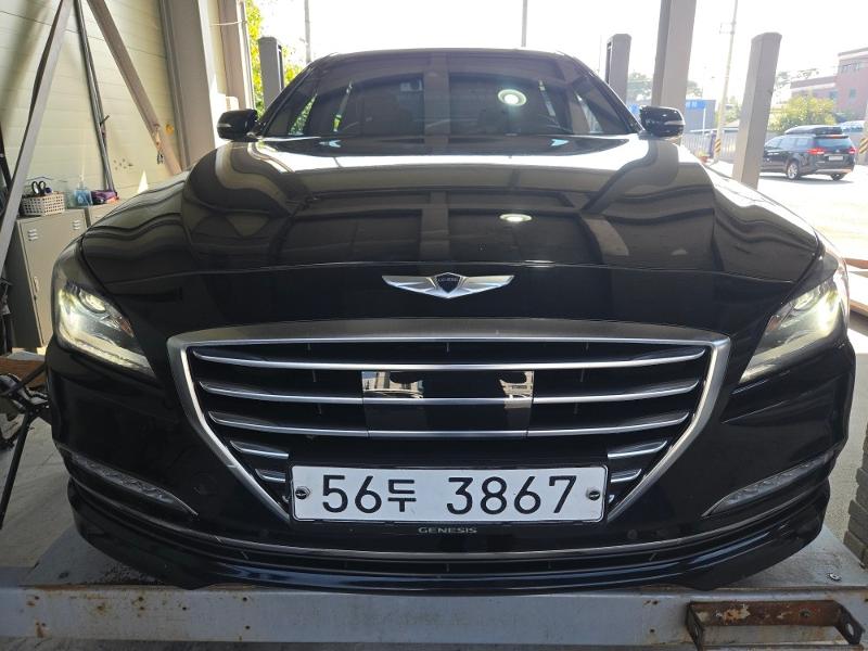 Hyundai Genesis 2015 — inspection photo 1