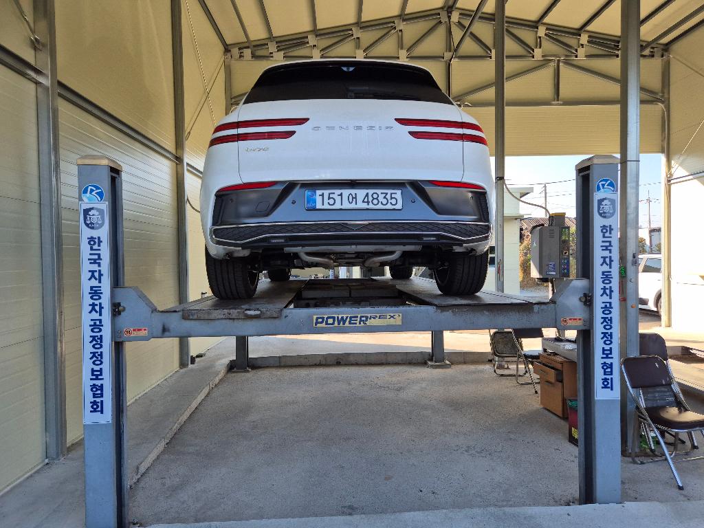 Genesis GV70 2025 — inspection photo 2
