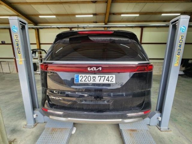 Kia Canival 2023 — inspection photo 2