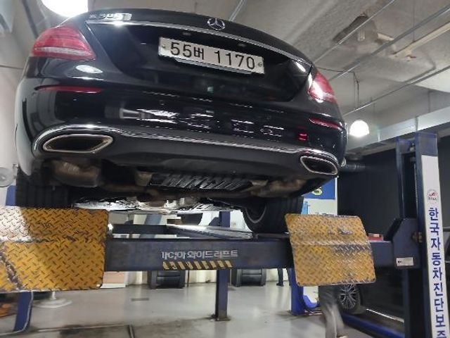 Mercedes-Benz E-Class 2018 — inspection photo 2