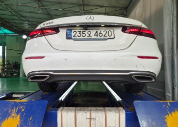 Mercedes-Benz E-Class 2021 — inspection photo 2