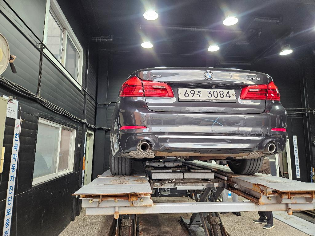 BMW 5-Series 2018 — inspection photo 2