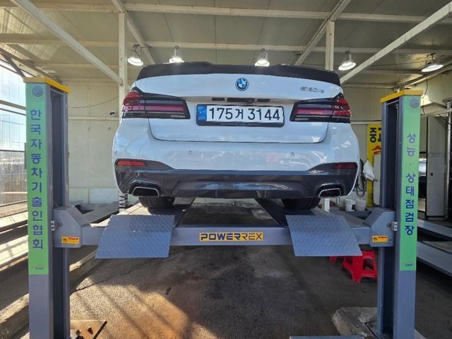 BMW 5-Series 2022 — inspection photo 2