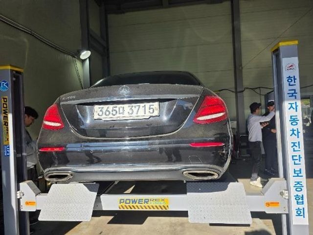 Mercedes-Benz E-Class 2020 — inspection photo 2