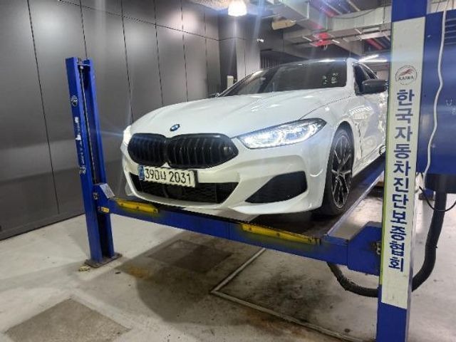 BMW 8-Series 2021 — inspection photo 1
