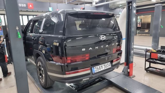 Hyundai Santafe 2025 — inspection photo 2