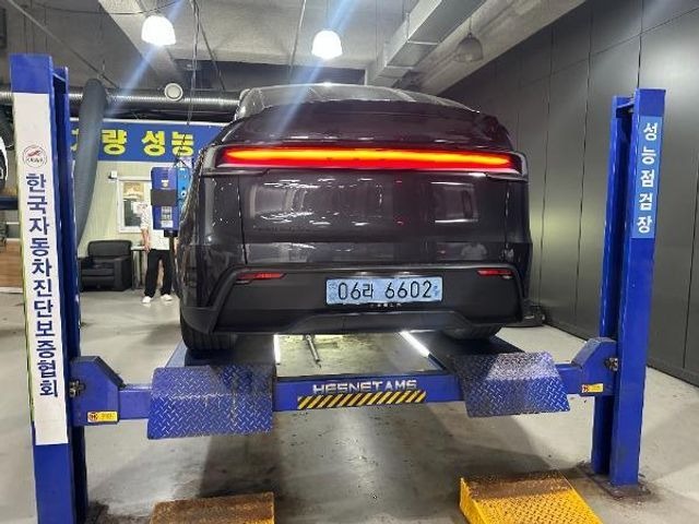 Tesla Model Y 2026 — inspection photo 2