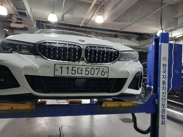 BMW 3-Series 2019 — inspection photo 1