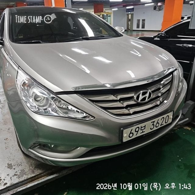 Hyundai Sonata 2010 — inspection photo 1