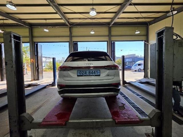 Audi Q4 e-tron 2025 — inspection photo 2