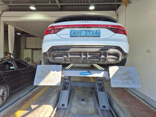 Audi e-tron GT 2022 — inspection photo 2