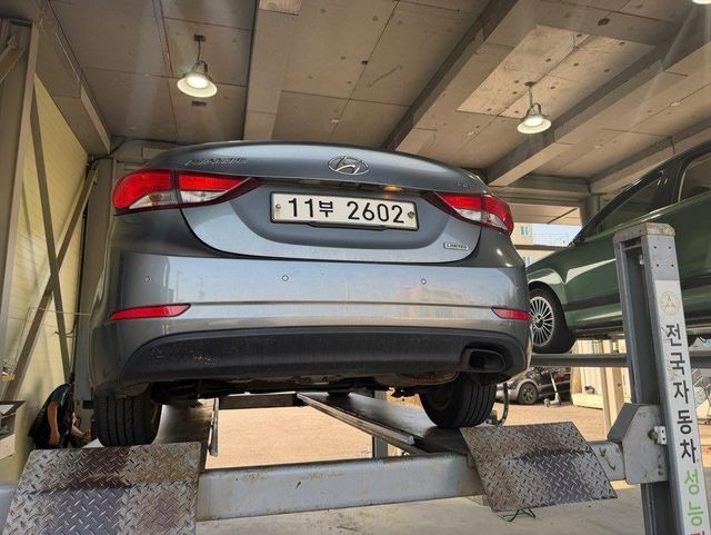 Hyundai AVANTE 2016 — inspection photo 2