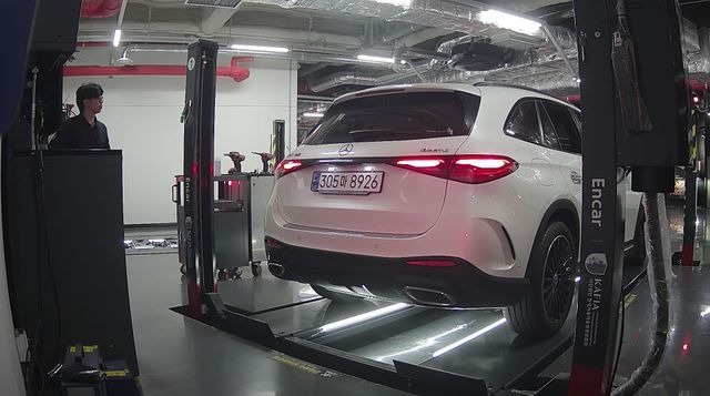 Mercedes-Benz GLC-Class 2023 — inspection photo 2